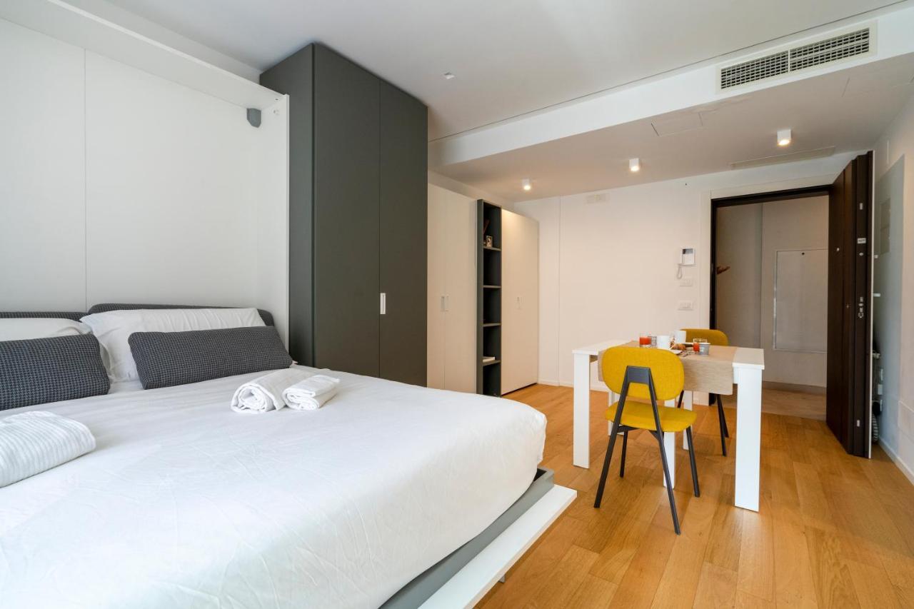 Twelve12 - Universita & Stazione Aparment Bari Eksteriør bilde